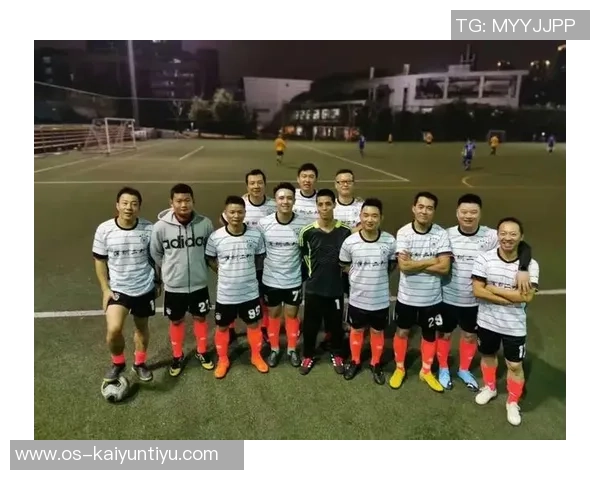 成都足球队精彩配合展现团队精神与战术默契的全面分析